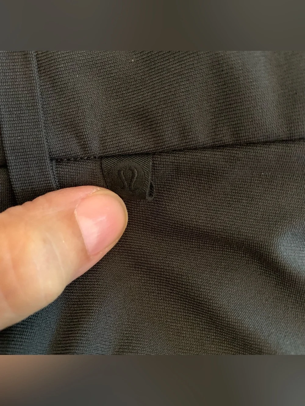 Lululemon Men’s Commission Pant Slim Melanite Gray size 34